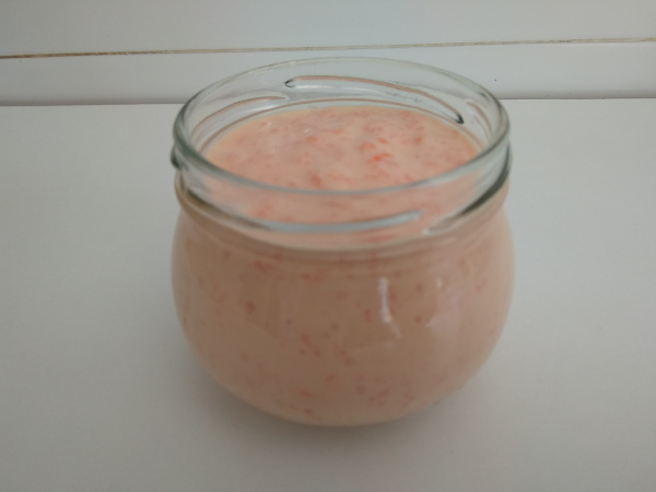Aliño de zanahoria y yogur para ensalada de rúcula con thermomix